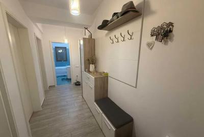 Apartament 2 camere, decomandat - zona Sanpetru - 3