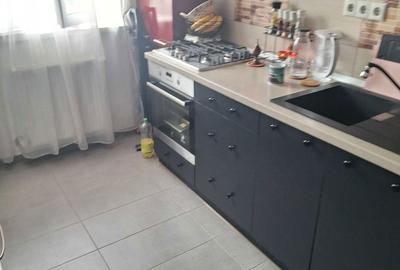 Apartament cu 2 camere decomandat în Obcini