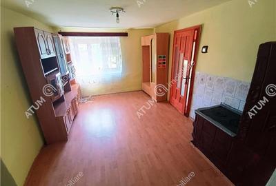Casa cu 4 camere si 1650 mp teren in Porumbacu de Jos jud Sibiu - 4