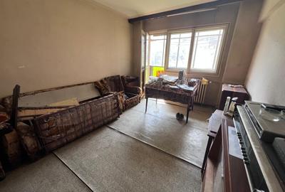 Apartament cu 3 camere decomandat în Drumul Taberei - 1