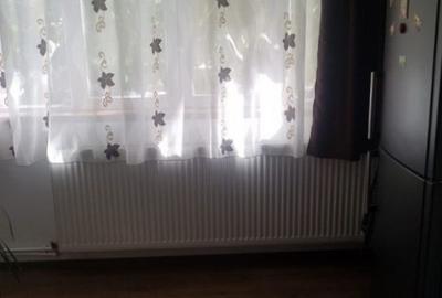 Garsonieră în Titan - 2