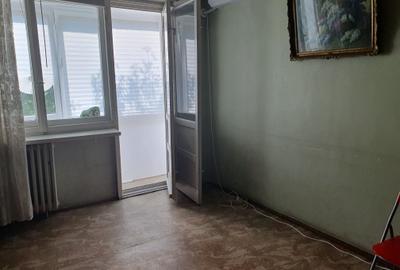 Vanzare 3 camere-decomandat-5 din 10-Dr Taberei-V Ialomitei-bl 75-liber-110000E - 2
