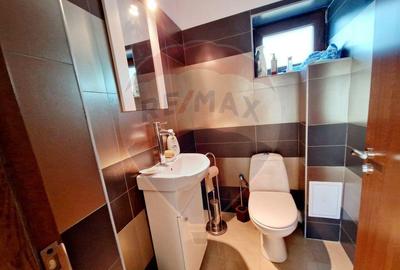 Casa / Vila cu 4 camere de vanzare - 5