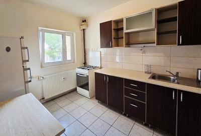 Mosilor Mihai Eminescu Pizza Hut la 10 minute metrou Obor - 1