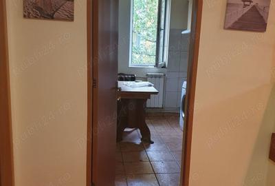 Apartament cu 3 camere decomandat în Central - 3