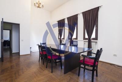 Vila reprezentativa Universitate pretabila la multiple destinatii - COMISION 0% - 16