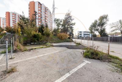 Teren stradal pe colt - Ideal afacere - front stradal mare - 2