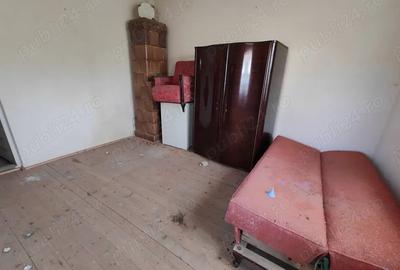 Casa brancoveneasca + teren generos - Pucioasa, zona Patrana ideal pentru renovare sau constructie - 8