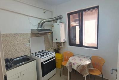 Apartament cu 2 camere decomandat în 1 Decembrie - 9