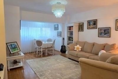 Apartament cu 3 camere decomandat în Hala Centrală - 8