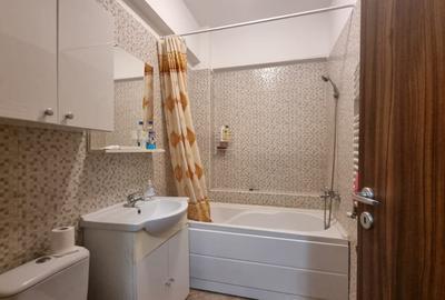 Garsonieră decomandată, mobilată în Bucium - 5