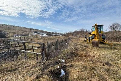 Teren de 24381 mp, în Central - 5