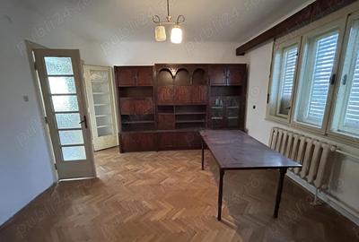 Vand casa mare, 4 cam.in Mandruloc, st.1.484 mp. sc.160,toate utilitatile introduse(incl.gaz) - 14