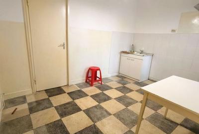Apartament cu 3 camere decomandat în Cornișa - 7