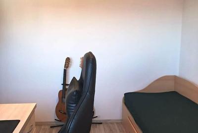 Apartament cu 3 camere decomandat în Gușterița - 3