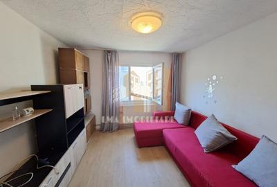 Garsonieră semidecomandată, mobilată în Tractorul - 4