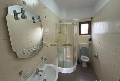 Casă cu 4 camere cu Canalizare în Republicii - 5