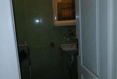 Garsonieră decomandată în Vasile Aaron - 2