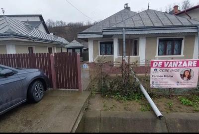 Casă cu 3 camere cu Teren 1900 Mp în Măgura - 11