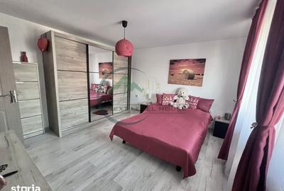 Casă cu 5 camere cu Garaj în Noua - 4