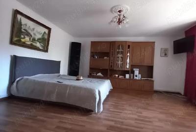 Apartament cu 3 camere decomandat în Agigea - 3