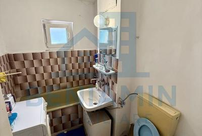 Apartament cu 2 camere decomandat în Rovine - 6