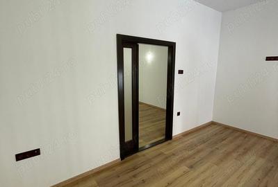 Inchiriez spatiu apartament la casa ultracentral - 6