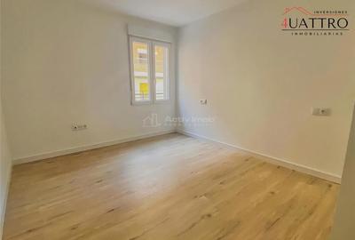 Apartament cu 4 camere decomandat în Central - 19