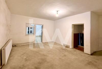 Spatiu Depozitare - 3 camere + grup sanitar - 2