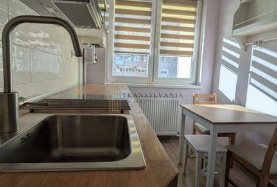 Apartament cu 2 camere semidecomandat, mobilat în Central - 6