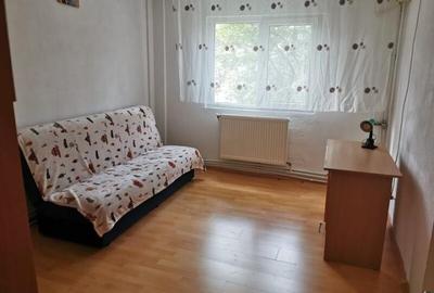 Garsonieră decomandată, mobilată în P-ța Gorjului - 1