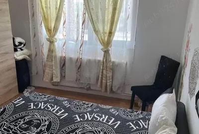 Casă cu 4 camere în Palazu Mare - 1