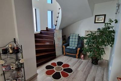 Casă cu Teren 664 Mp în 1 Mai - 8