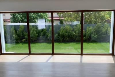 Casă individuală cu 4 camere cu Canalizare în Central - 3