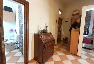Apartament cu 3 camere decomandat în Central - 2