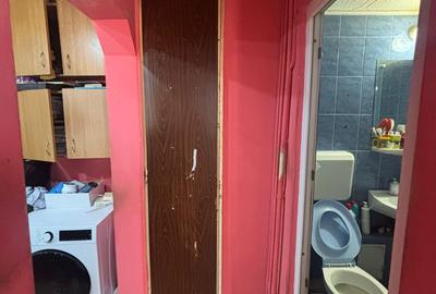 Apartament cu 2 camere decomandat în Apărătorii Patriei - 9