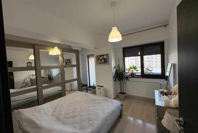 Apartament cu 3 camere semidecomandat, mobilat în P-ța Alba Iulia - 3