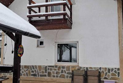 Casă cu 4 camere în Râu de Mori - 7