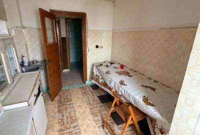 Apartament cu 3 camere decomandat în Dacia - 14