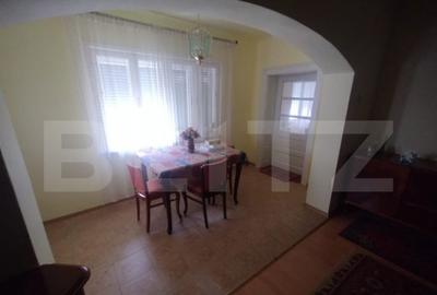 Casa 3 camere,120mp utili,1300 mp de teren intravilan,zona S - 4