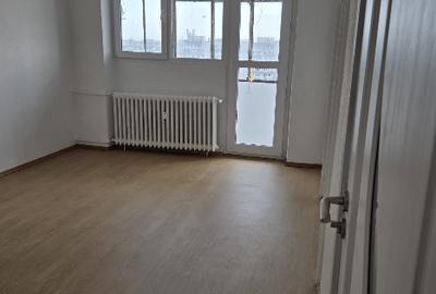 Apartament cu 3 camere decomandat în Drumul Taberei - 1