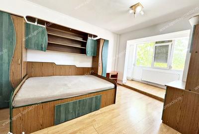 Apartament cu 2 camere decomandat în Micro 16 - 4