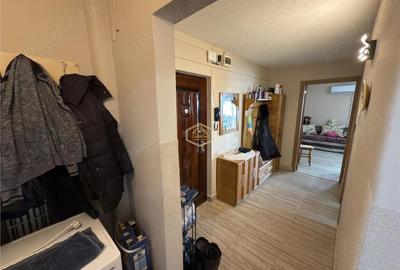 Apartament cu 2 camere decomandat | Micro 17 - 14