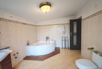 Casă individuală cu 6 camere cu Canalizare în Centrul Istoric - 5