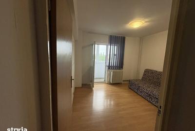 Apartament cu 2 camere decomandat în Triaj - 2