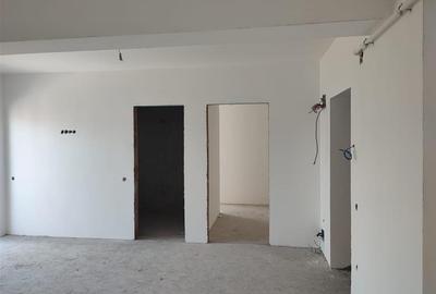 Apartament cu 3 camere semidecomandat în Exterior Sud - 6