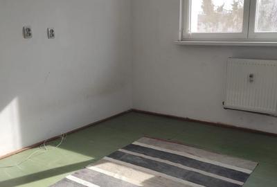 Apartament cu 3 camere în Drumul Taberei - 2