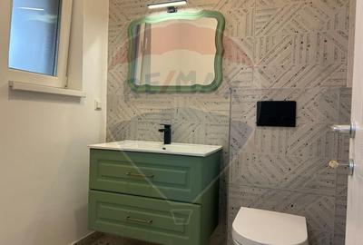 De vanzare Casa / Vila cu 4 camere - 6