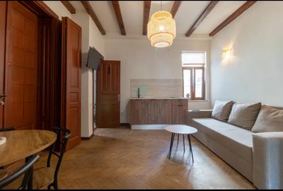 Villa 20 rooms for sale / Calea Victoriei - 5