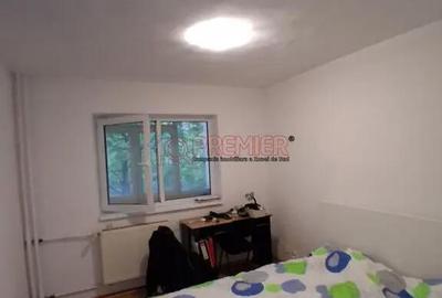 Apartament cu 3 camere decomandat în Giurgiului - 13